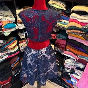 #408. Navy Lace over formal dress. Size 7. Medium NWT